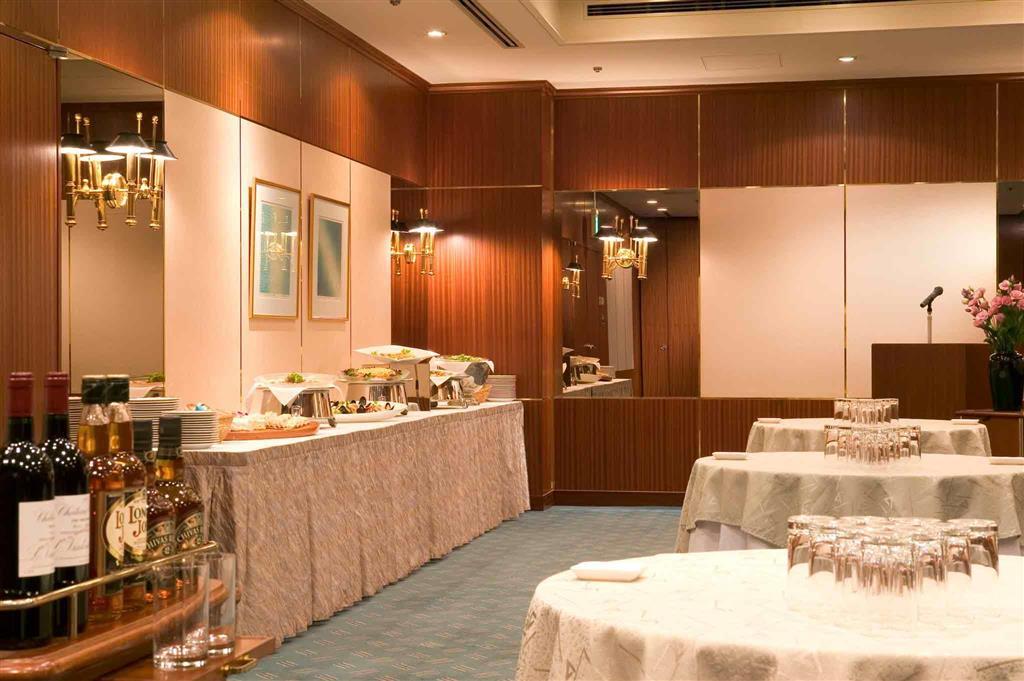 The Cypress Mercure Hotel Нагоя Ресторан фото